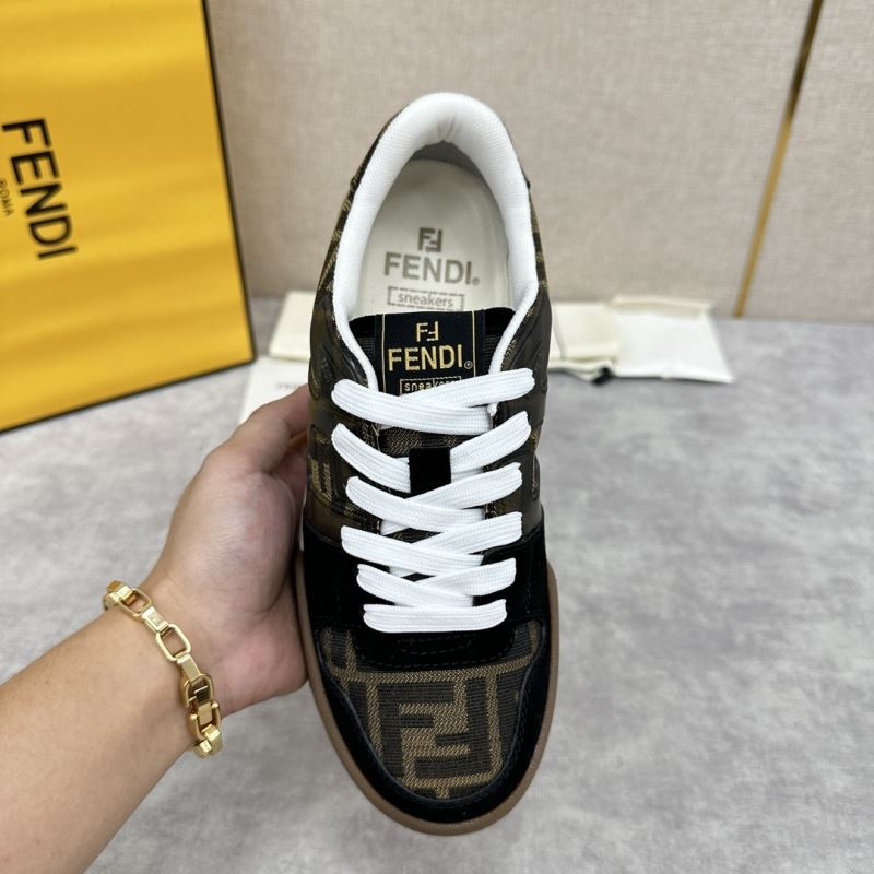 Fendi Low Shoes